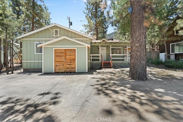 1869 Thrush Rd, Wrightwood, CA 92397 - view of front of home