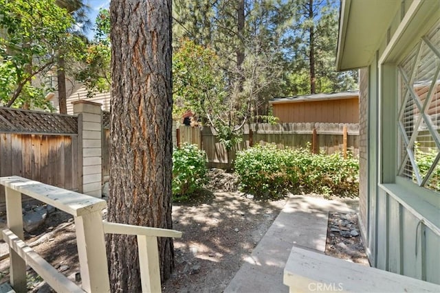1869 Thrush Rd, Wrightwood, CA 92397 - view of yard