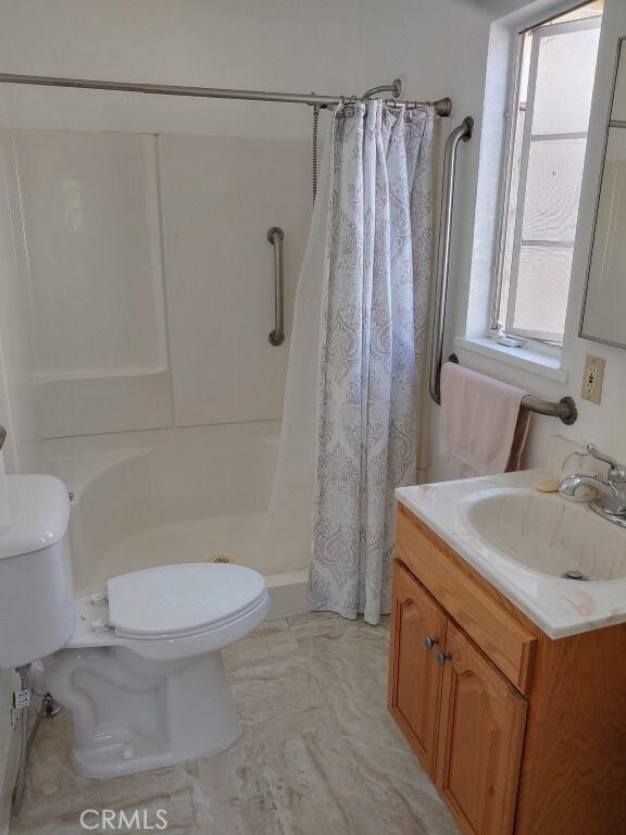 13636 Garfield Ave, South Gate, CA 90280 - photo 9