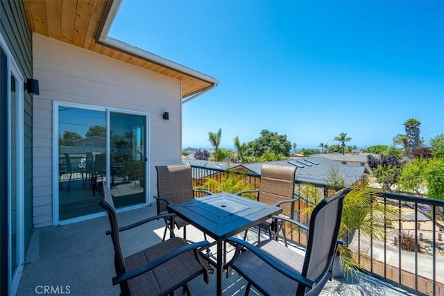 1296 Saratoga Ave, Grover Beach, CA 93433 - balcony featuring outdoor dining space
