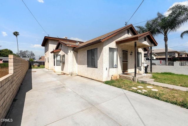 236 S 11th St, Santa Paula, CA 93060 - view of home's exterior featuring stucco siding