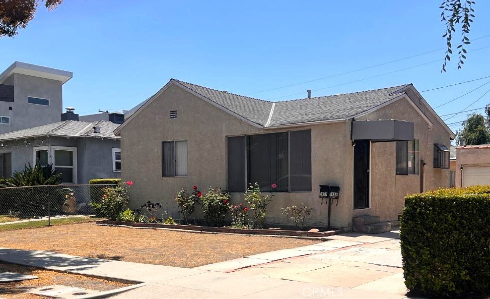 3425 Cattaraugus Ave, Culver City, CA 90232 - view of front of property featuring stucco siding