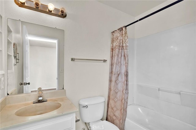 444 Westminister Dr, San Jacinto, CA 92583 - bathroom with vanity and shower / bathtub combination with curtain