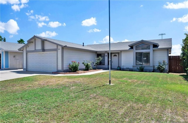 444 Westminister Dr, San Jacinto, CA 92583 - single story home featuring a garage and concrete driveway
