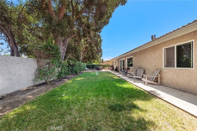 28536 Paseo Diana, San Juan Capistrano, CA 92675 - fenced backyard with a patio