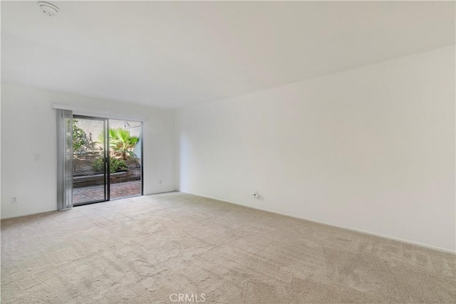 1745 Los Feliz Dr Unit 2, Thousand Oaks, CA 91362 - carpeted empty room featuring a smoke detector