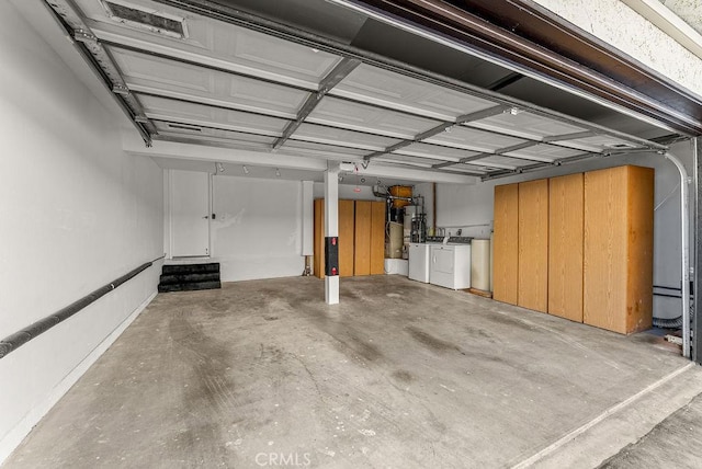 9866 Lido Way Unit 20, Cypress, CA 90630 - garage featuring washer and clothes dryer