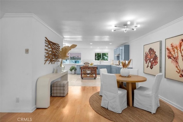 1200 Opal St Unit 7, Redondo Beach, CA 90277 - dining room featuring light wood finished floors, crown molding, recessed lighting, and a chandelier