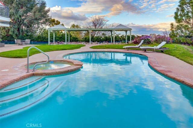 4020 Clarinda Dr, Tarzana, CA 91356 - photo 33