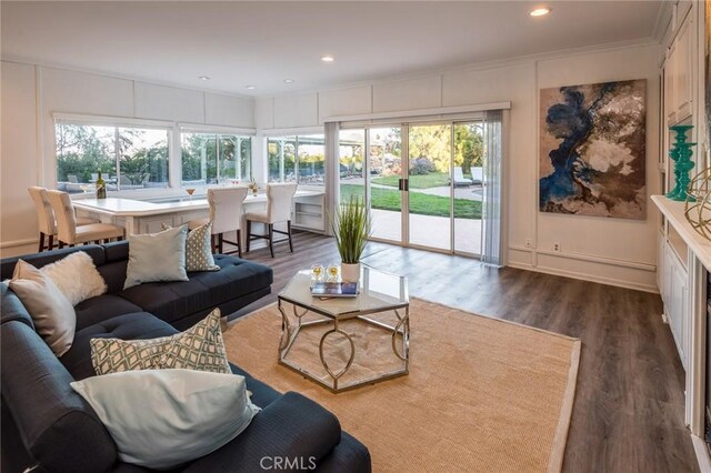 4020 Clarinda Dr, Tarzana, CA 91356 - photo 15
