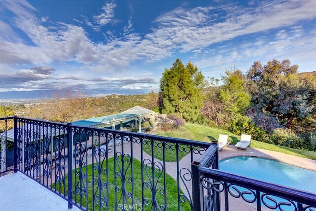 4020 Clarinda Dr, Tarzana, CA 91356 - photo 23
