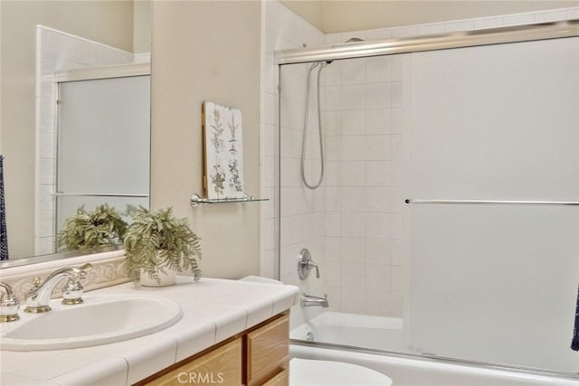 1044 Sleepy Hollow Rd, Paso Robles, CA 93446 - full bathroom featuring vanity and enclosed tub / shower combo