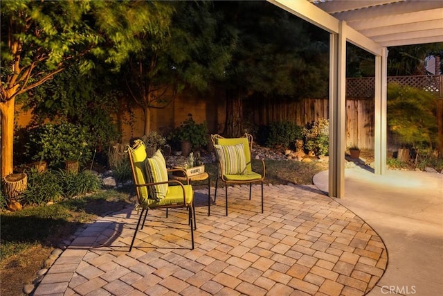 1044 Sleepy Hollow Rd, Paso Robles, CA 93446 - fenced backyard with a patio area and a pergola
