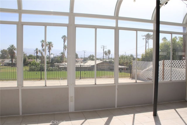 43340 Illinois, Palm Desert, CA 92211 - sunroom with plenty of natural light