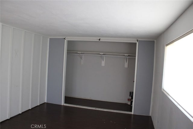 43340 Illinois, Palm Desert, CA 92211 - view of closet