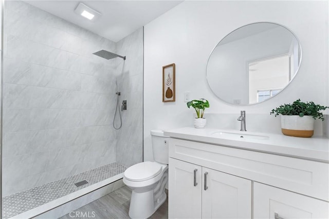 765 Loma Ave Unit 769, Long Beach, CA 90804 - full bathroom with vanity and tiled shower