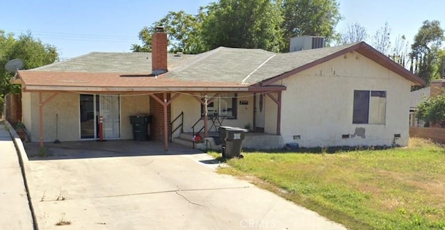 2417 Edwards Ave, Bakersfield, CA 93306 - ranch-style house with crawl space, a chimney, a front lawn, and roof with shingles