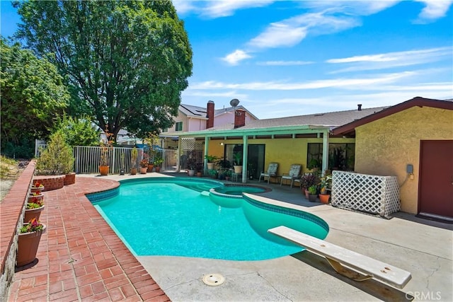 17149 Gledhill St, Northridge, CA 91325 - view of swimming pool with a patio area, a pool with connected hot tub, and a diving board