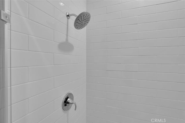 145 Sash, Irvine, CA 92618 - bathroom view of a shower
