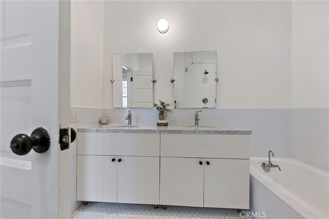 173 S Kingsley Dr, Los Angeles, CA 90004 - photo 24