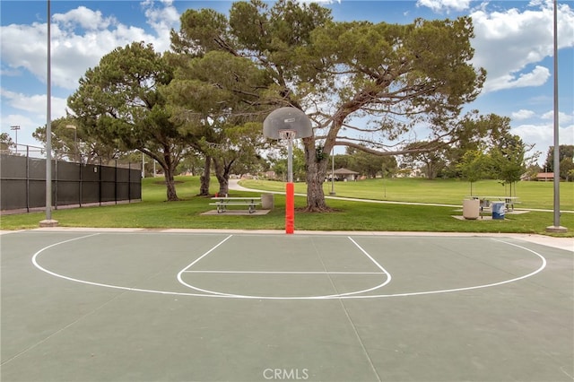 44 Seton Rd, Irvine, CA 92612 - view of sport court with community basketball court