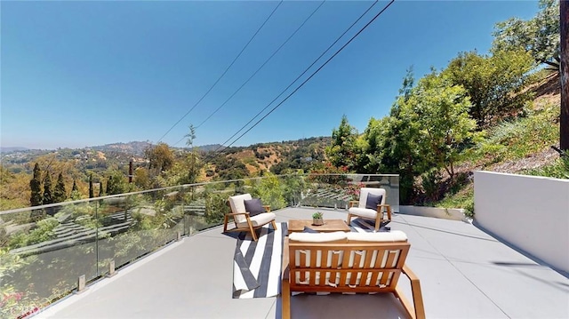 12480 Viewcrest Rd, Studio City, CA 91604 - patio / terrace with an outdoor living space
