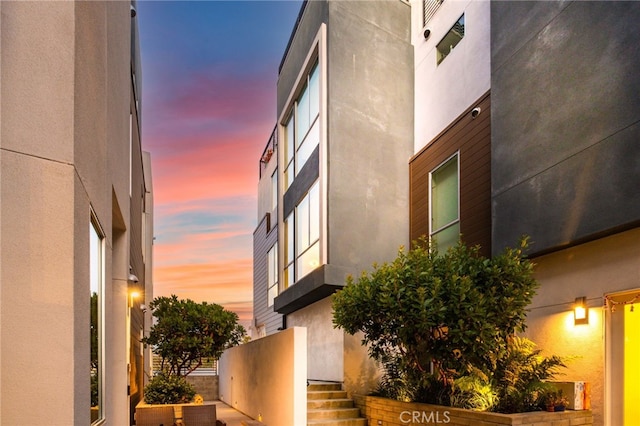 1920 S Pacific Coast Hwy, Redondo Beach, CA 90277 - view of property at dusk