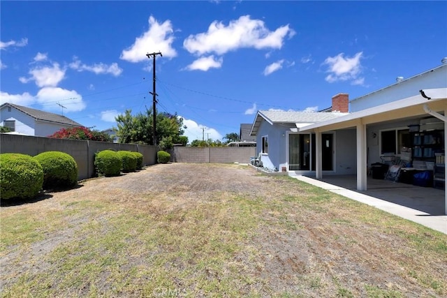 9452 El Valle Ave, Fountain Valley, CA 92708 - fenced backyard with a patio