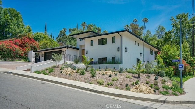 22914 Gershwin Dr, Woodland Hills, CA 91364 - photo 2