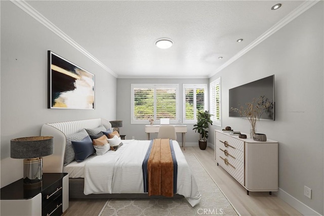 9 Cranwell, Aliso Viejo, CA 92656 - bedroom with light wood-type flooring, ornamental molding, and recessed lighting