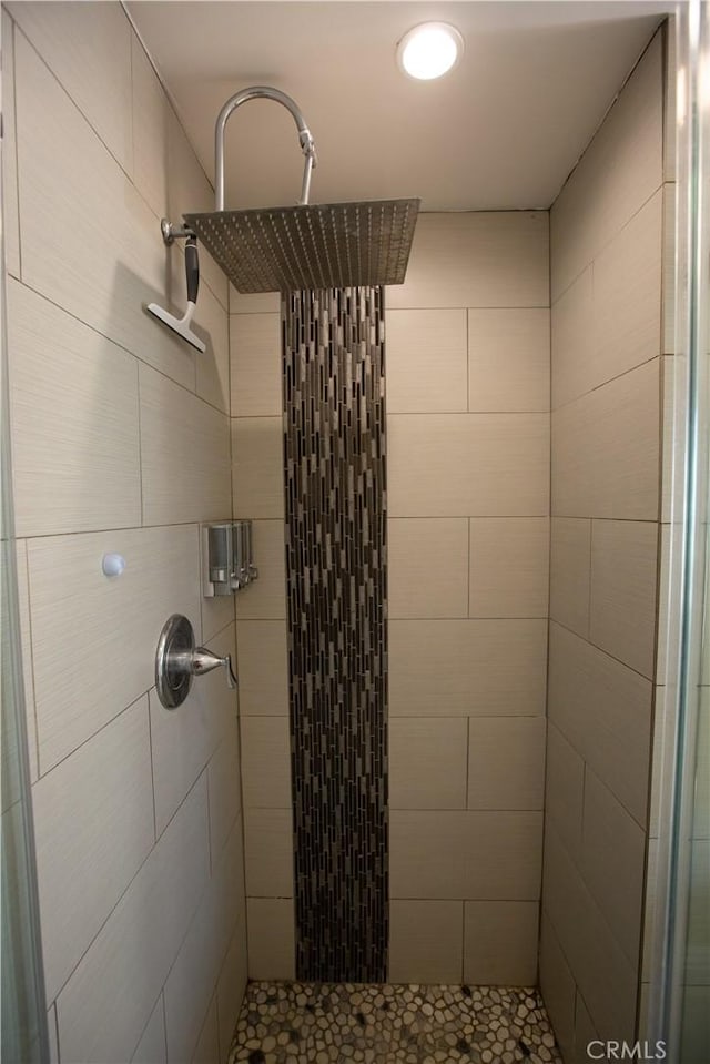 750 Durham St, La Habra, CA 90631 - full bath with a shower stall