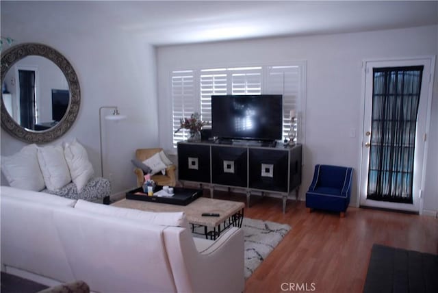 2007 Aberdeen Dr, Corona, CA 92881 - living room with wood finished floors