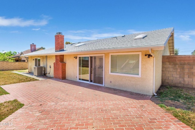 13716 Herrick Ave, Sylmar, CA 91342 - photo 25