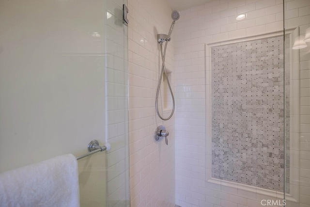 23851 Catamaran Way Unit 1, Laguna Niguel, CA 92677 - full bath with tiled shower
