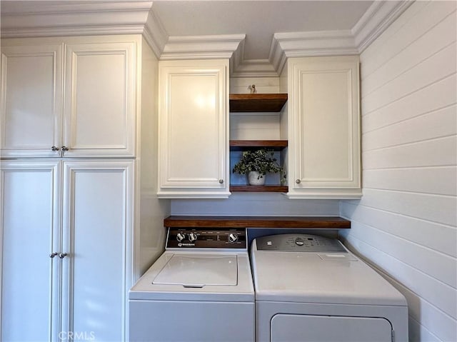 832 Prima Vera Rd, Glendora, CA 91741 - laundry room featuring washer and clothes dryer, cabinet space, and ornamental molding