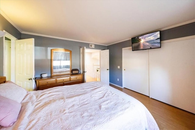 5963 Rio Valle Dr, Bonsall, CA 92003 - bedroom with crown molding and wood finished floors