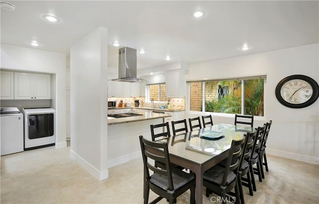 617 Iris Ave, Corona Del Mar, CA 92625 - dining area with washer and clothes dryer and recessed lighting