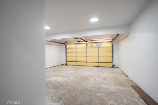 35050 Margo Rd, Lake Elsinore, CA 92530 - view of garage
