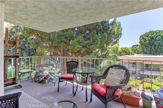 2384 Via Mariposa W Unit 2C, Laguna Woods, CA 92637 - photo 32