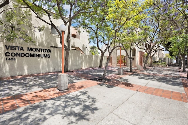 1118 Valencia St Unit 120, Los Angeles, CA 90015 - view of community