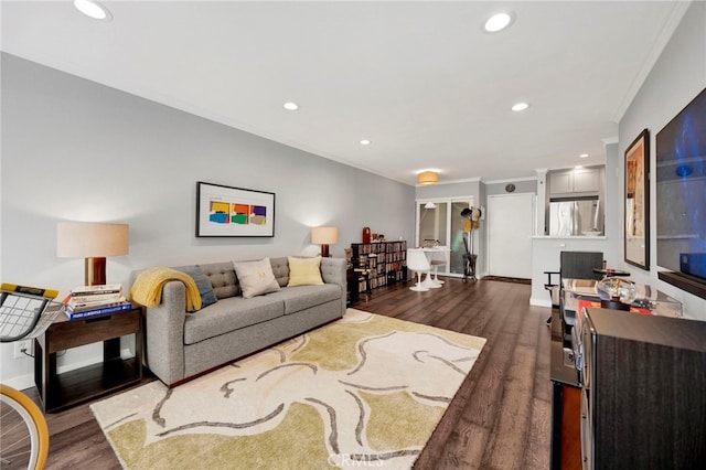 1118 Valencia St Unit 120, Los Angeles, CA 90015 - living room with crown molding, dark wood-style floors, and recessed lighting