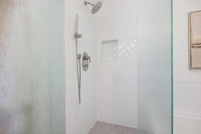 3649 Azure Cir, Carlsbad, CA 92008 - detailed view of tiled shower