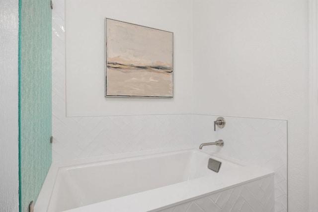 3649 Azure Cir, Carlsbad, CA 92008 - bathroom with a bath