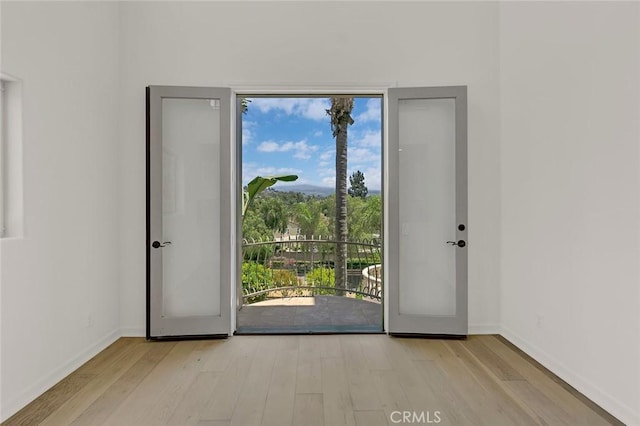 6041 Calle Mirador, Yorba Linda, CA 92886 - unfurnished room featuring wood finished floors and baseboards
