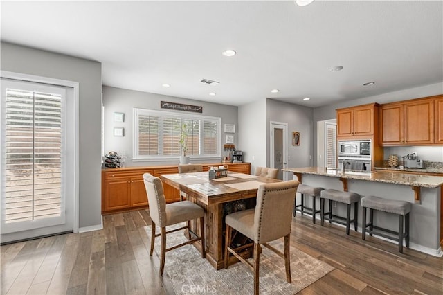 42639 Biscay, Lancaster, CA 93536 - dining room featuring wood finished floors and recessed lighting