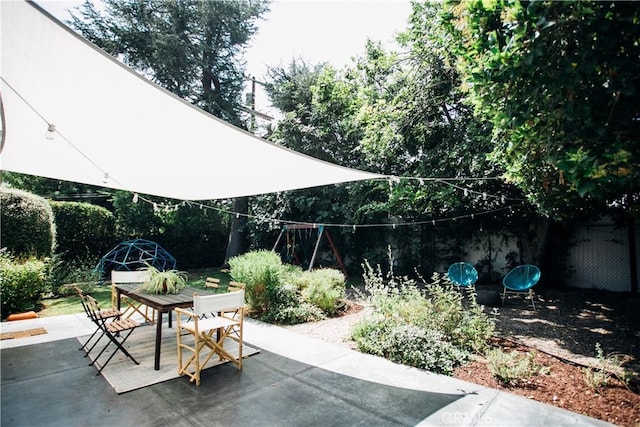 17442 Burma St, Encino, CA 91316 - view of patio with outdoor dining area