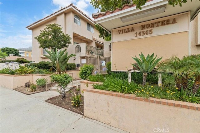 14365 Foothill Blvd Unit 10, Sylmar, CA 91342 - photo 1