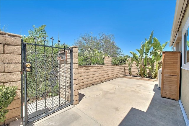 3096 Panorama Rd Unit A, Riverside, CA 92506 - view of patio / terrace featuring a gate