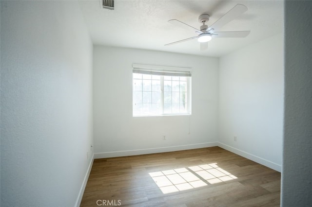 7122 Aster Rd, Oak Hills, CA 92344 - photo 16