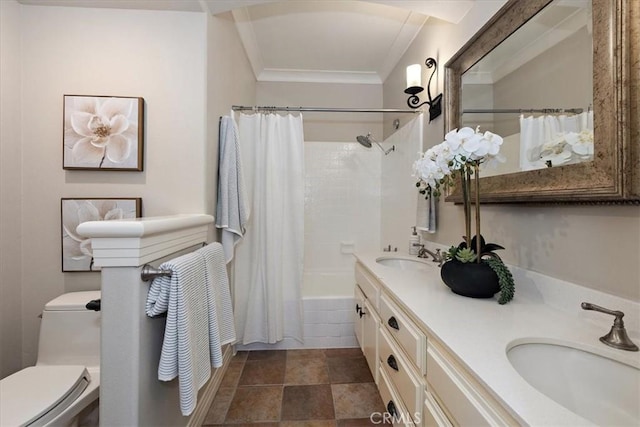 17202 Corbina Ln Unit 208, Huntington Beach, CA 92649 - bathroom with shower / tub combo with curtain, double vanity, and crown molding